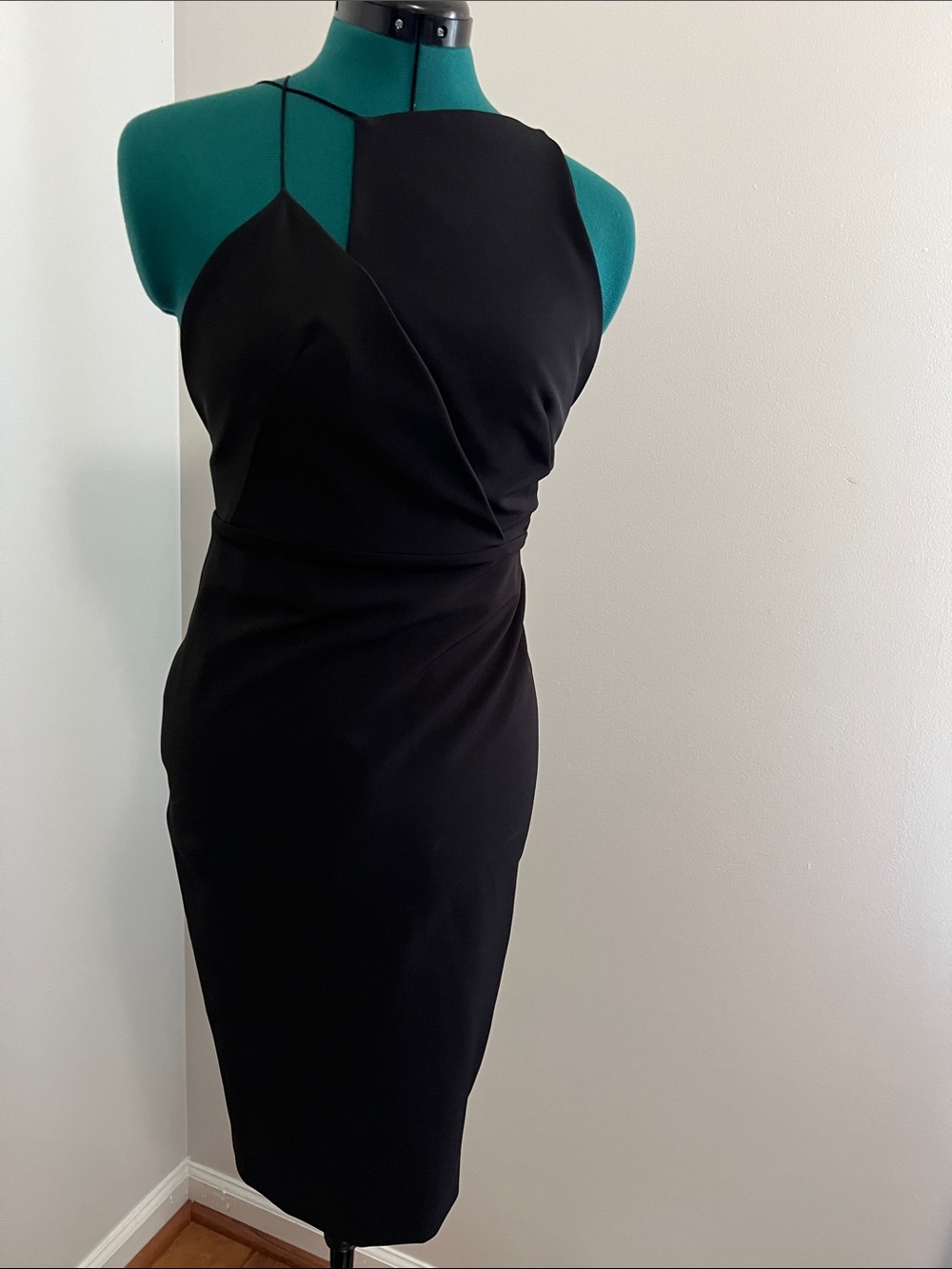 One-Shoulder Black Asymmetric Sheath Dress